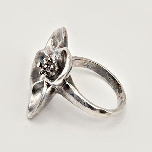 RLM Studio Sterling Silver Dogwood Flower Ring | Size 7.5 Nature Modernist Ring - Picture 3 of 8